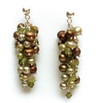 Green and  light green pearls, peridots and olivine crystals[604]