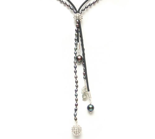 Fine Pearl Teardrop Design Necklace