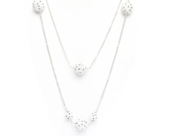 Glass Bead Pom Pom Necklace Glass Bead Pom Pom Necklace